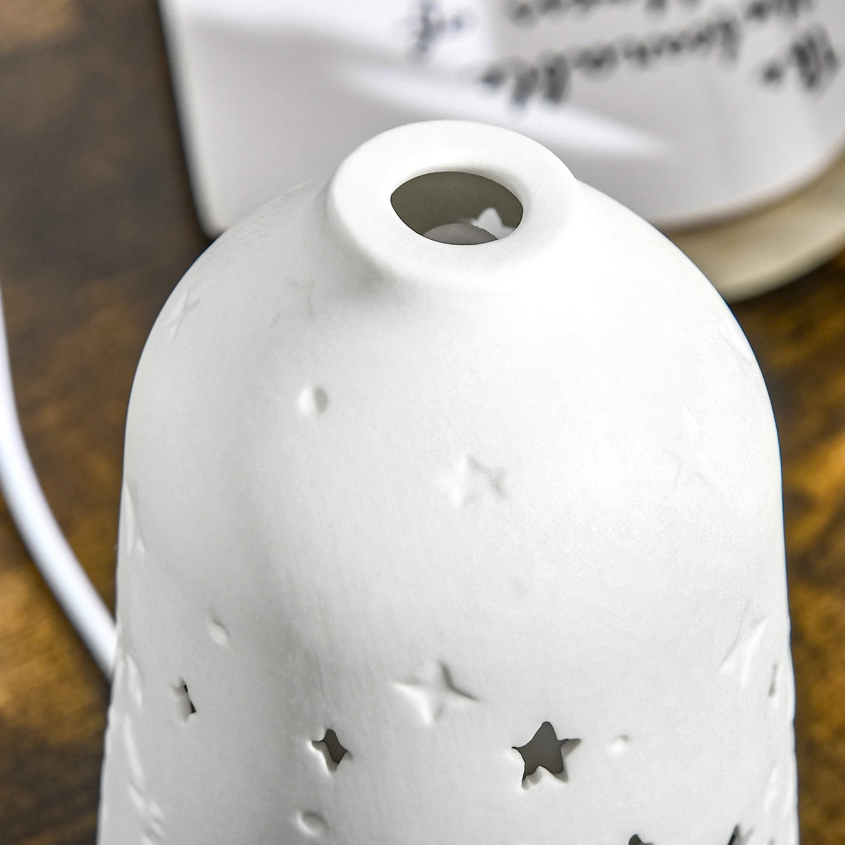 Ultrasonic Aromatherapy Diffuser With Ceramic Cover And Led Lights